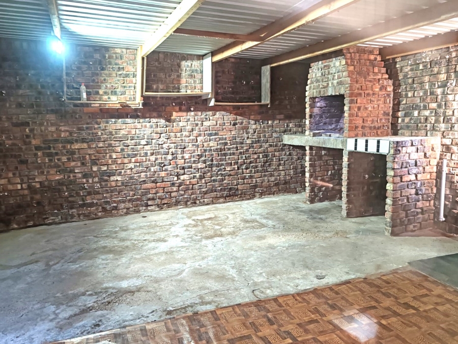 2 Bedroom Property for Sale in Scheepershoogte Eastern Cape